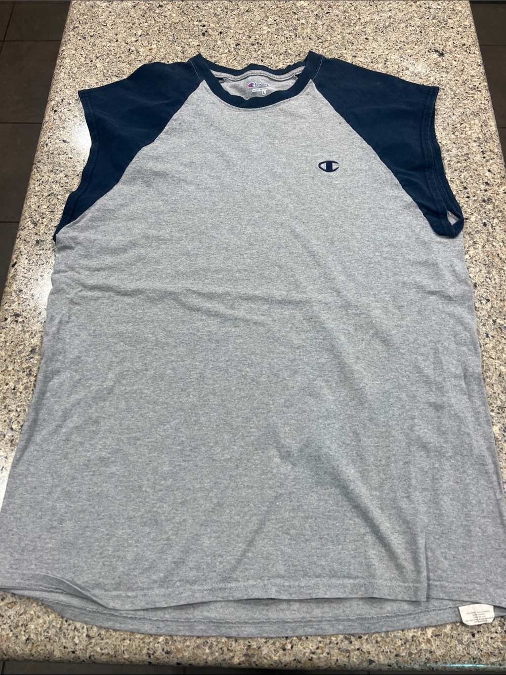 Champion Men's Sleeveless Raglan Tee - Gray & Navy large 100% cotton z18